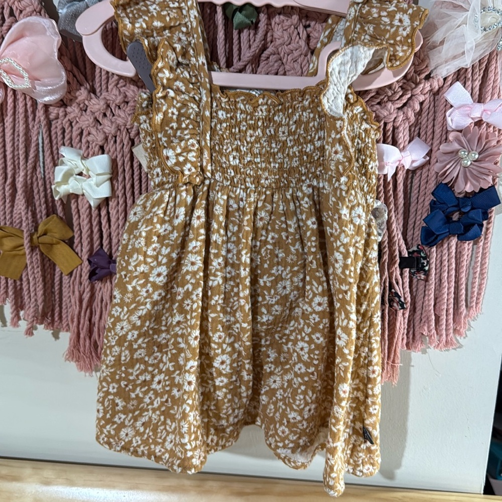 Dress 6-9 months